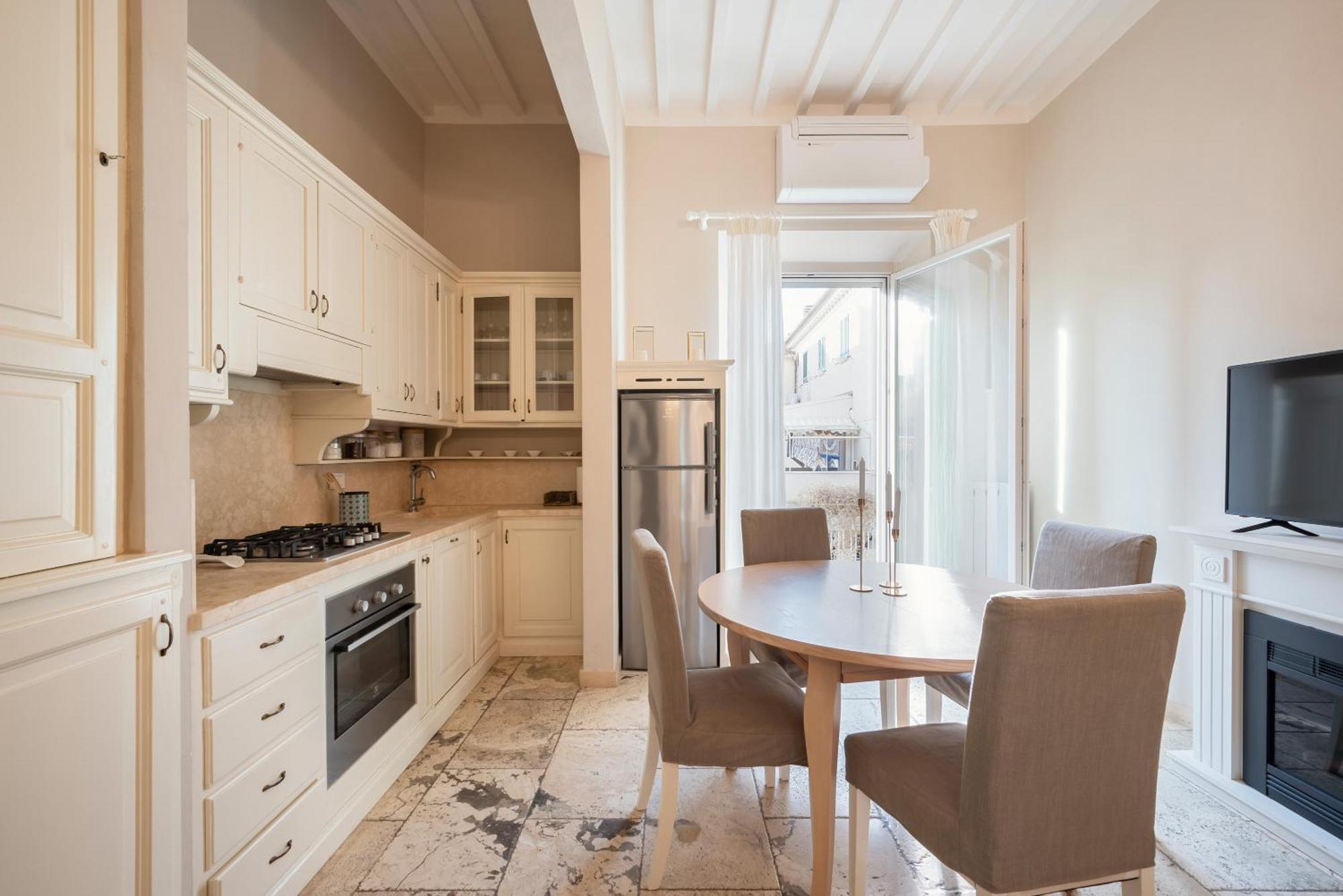 Palazzo Degli Archi Apartment San Vincenzo Ngoại thất bức ảnh